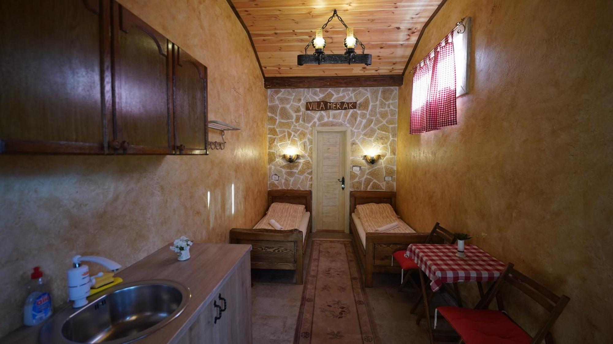 Vila Merak Gusinje Exterior photo