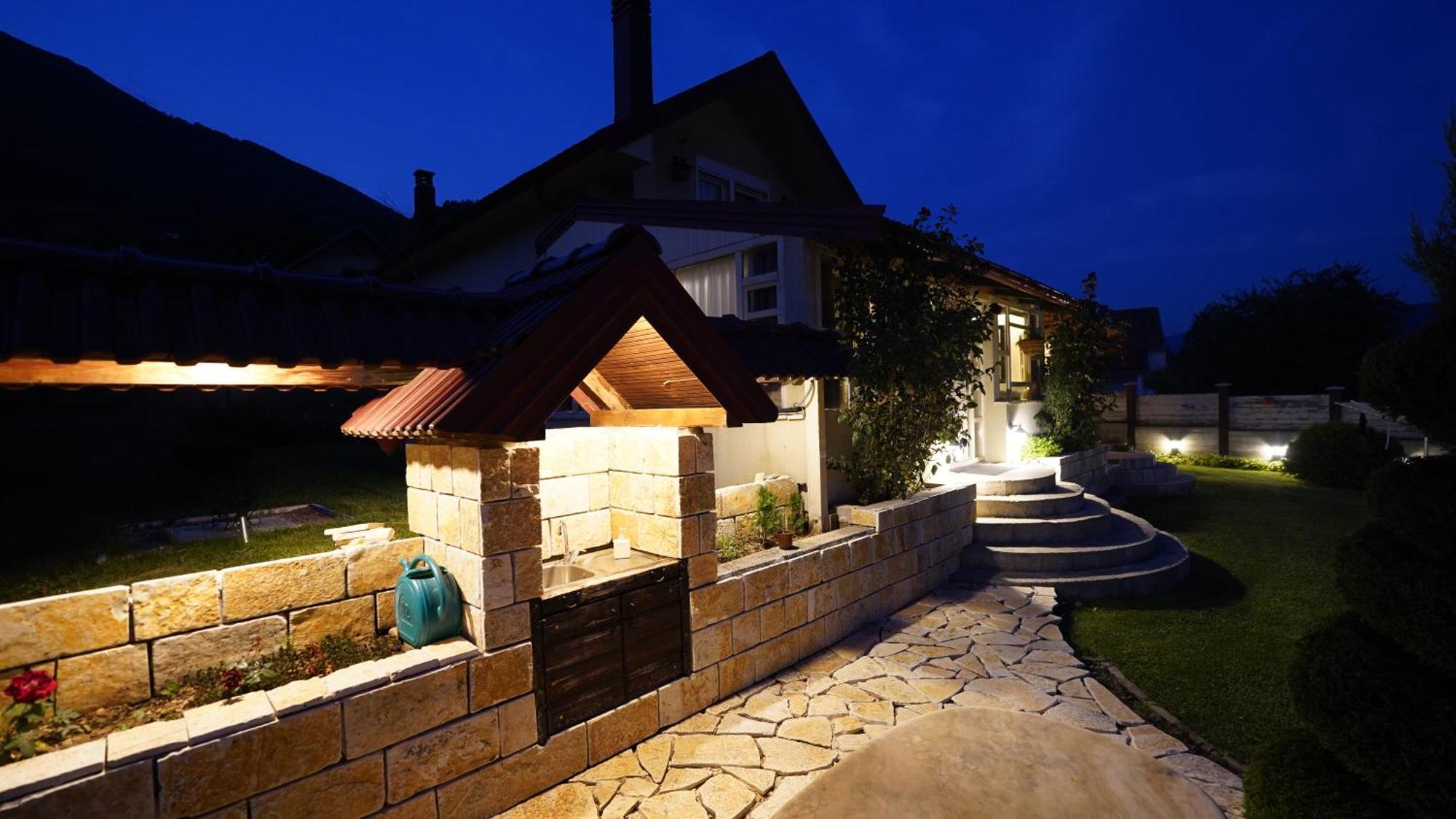 Vila Merak Gusinje Exterior photo