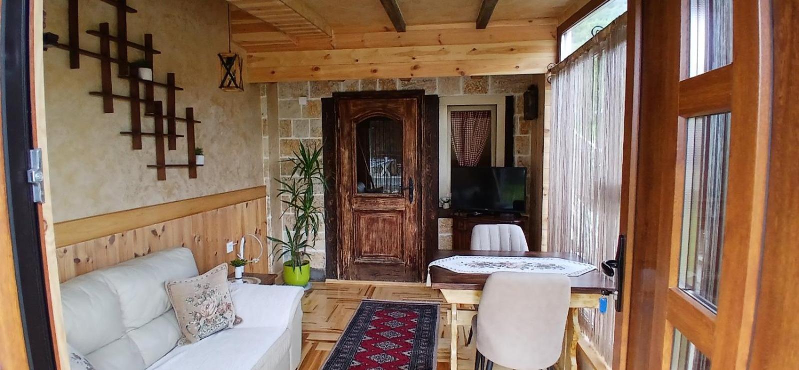Vila Merak Gusinje Exterior photo